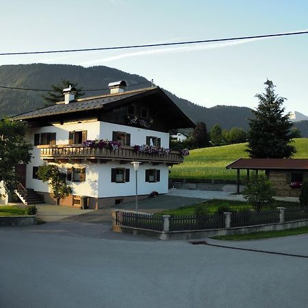 Foidl Simon Apartment Fieberbrunn Ruang foto
